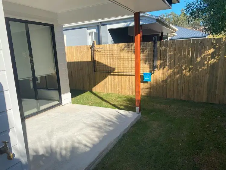 Fifth view of Homely semi-detached listing, 2/92 Tejo Street, Holmview QLD 4207