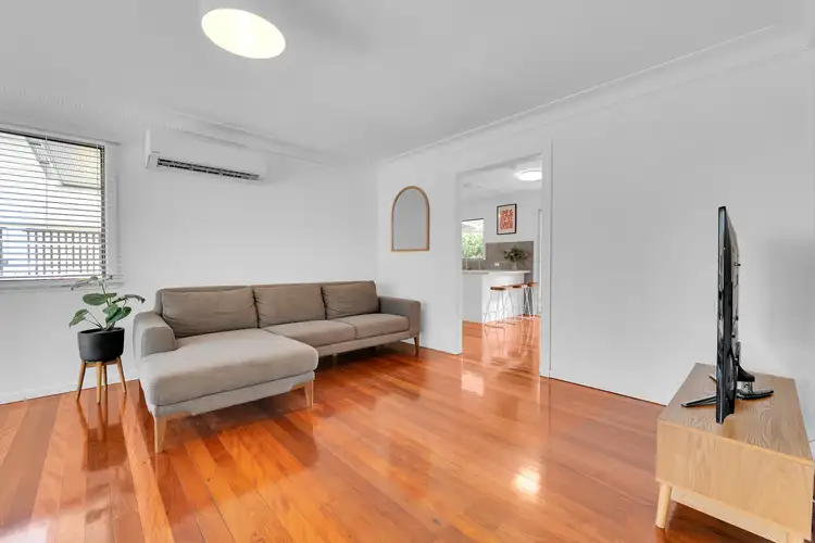 Sixth view of Homely house listing, 204 Darcy Road, Seven Hills QLD 4170