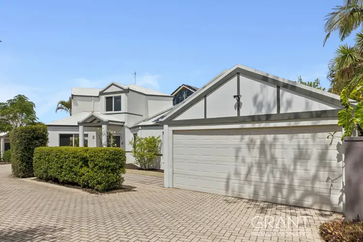 2/11 Park Road, Mount Pleasant WA 6153