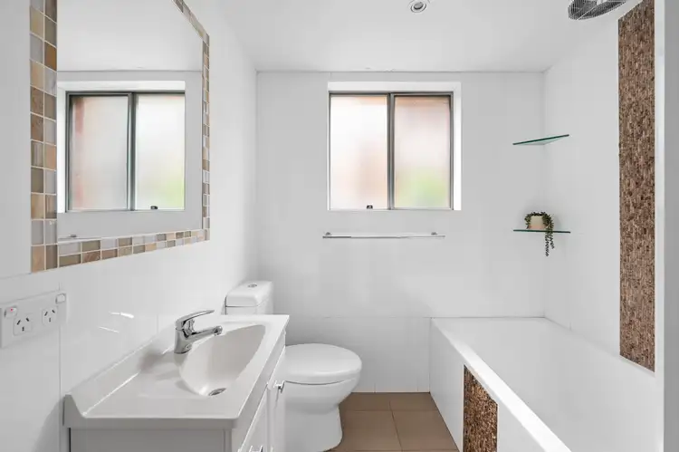 Fourth view of Homely house listing, 8/7 Richmond Avenue, Dee Why NSW 2099