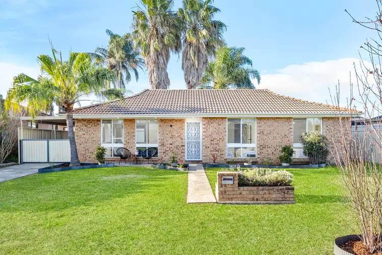 15 Mistletoe Avenue, Claremont Meadows NSW 2747