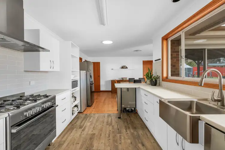 Sixth view of Homely house listing, 2 Dewhirst street, Goulburn NSW 2580