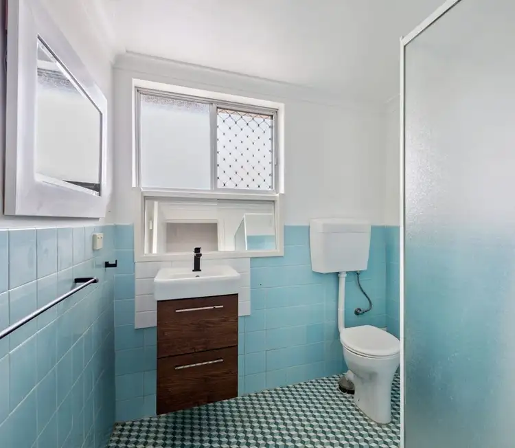 Fifth view of Homely house listing, 2/77 Abbett Street, Scarborough WA 6019