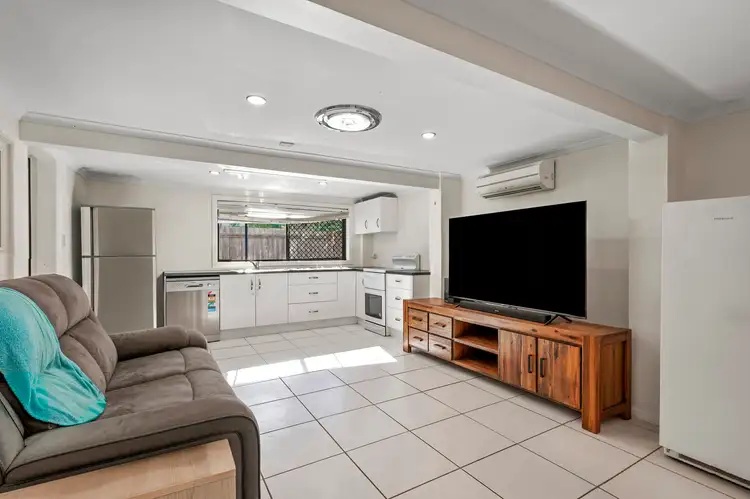 Sixth view of Homely house listing, 35 Lorraine Court, Lawnton QLD 4501