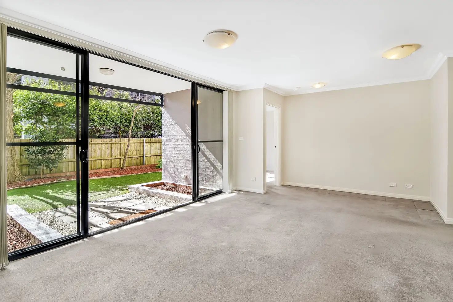 Main view of Homely apartment listing, 2/4a Starkey Street, Forestville NSW 2087