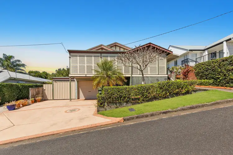 10 Alexandra Street, Sandgate QLD 4017