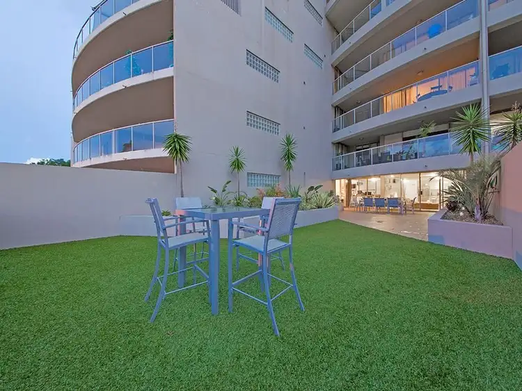 Fifth view of Homely apartment listing, 04/135 Shore Street West, Cleveland QLD 4163