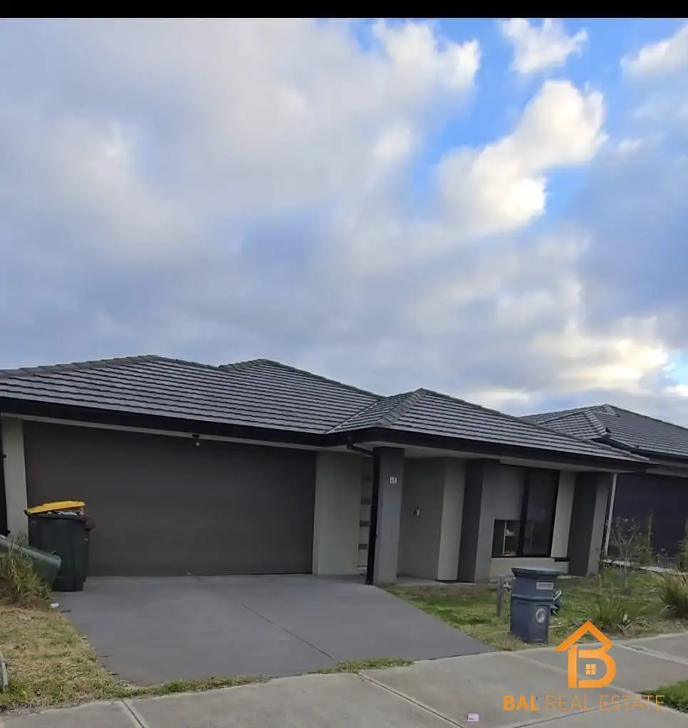 Main view of Homely house listing, 45 Yallaroo Chase, Werribee VIC 3030