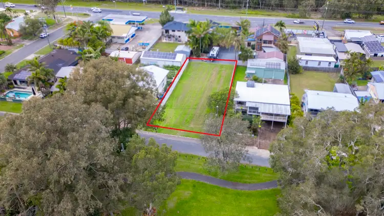 123A Esplanade, Ningi QLD 4511