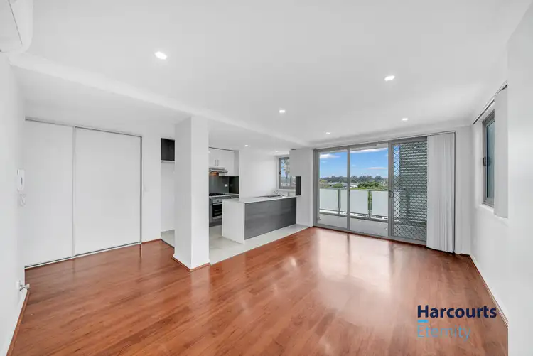 201/8 Cornelia Road, Toongabbie NSW 2146