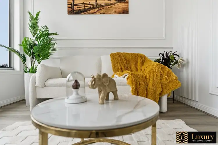 37 tower street, Thornhill Park VIC 3335