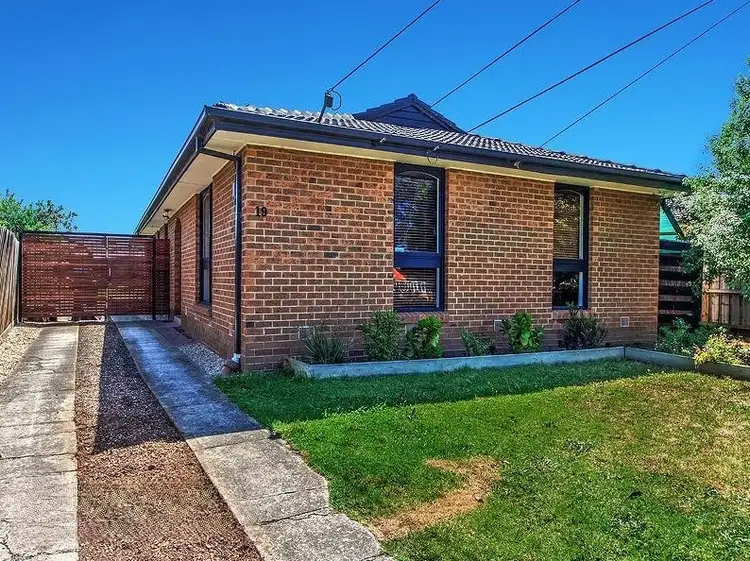 19 Birchwood Boulevard, Deer Park VIC 3023