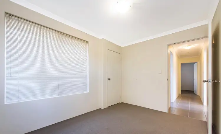 Fifth view of Homely house listing, 5/6 Adams Court, Kelmscott WA 6111