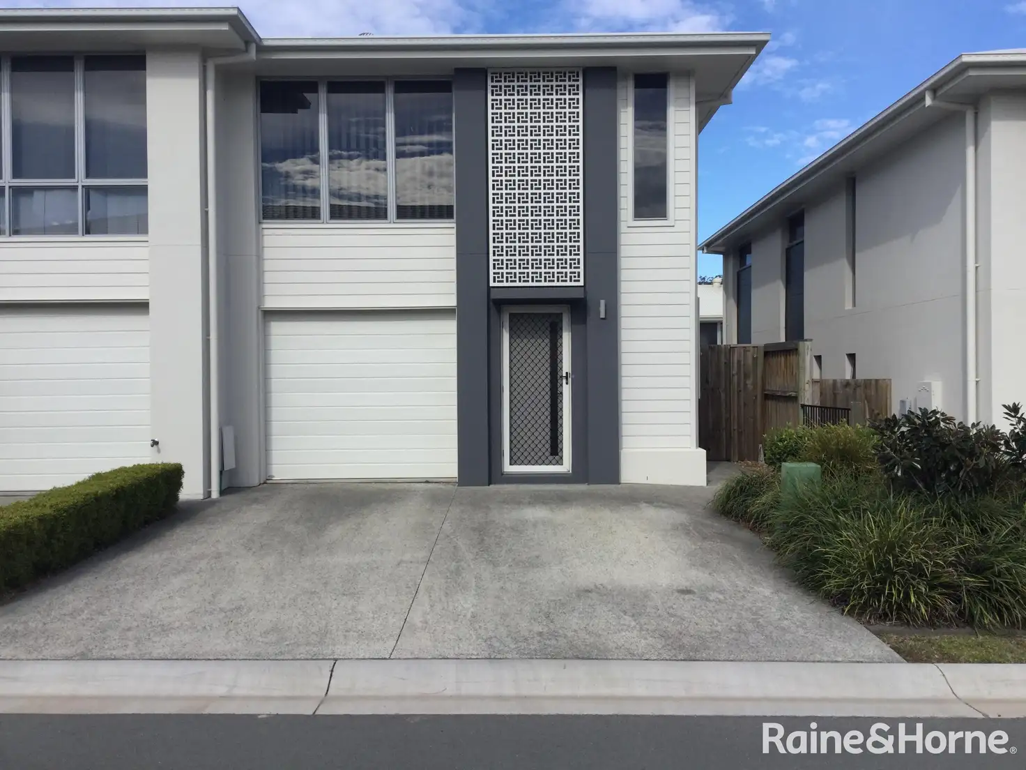 Main view of Homely townhouse listing, 41/5 Angela Way, Pimpama QLD 4209