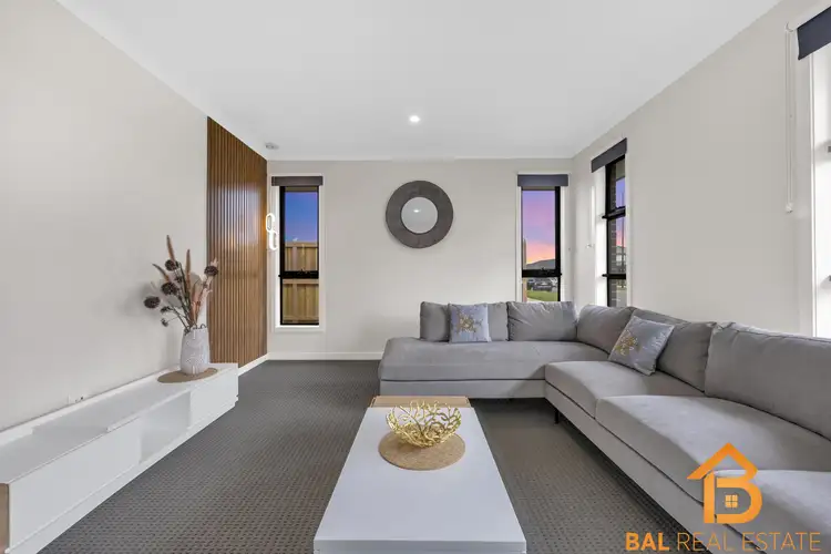 Fourth view of Homely house listing, 72 Courtenay Promenade, Fraser Rise VIC 3336