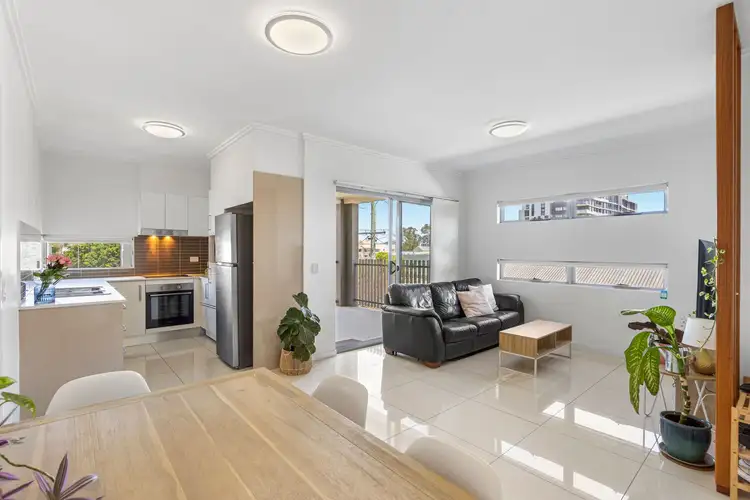 Second view of Homely apartment listing, 3/146 Cavendish Road, Coorparoo QLD 4151