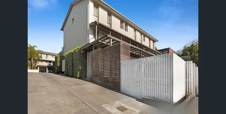 3-5 Grandview Avenue