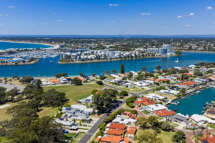 Third view of Homely house listing, 3 Parkwater Cove, Halls Head WA 6210