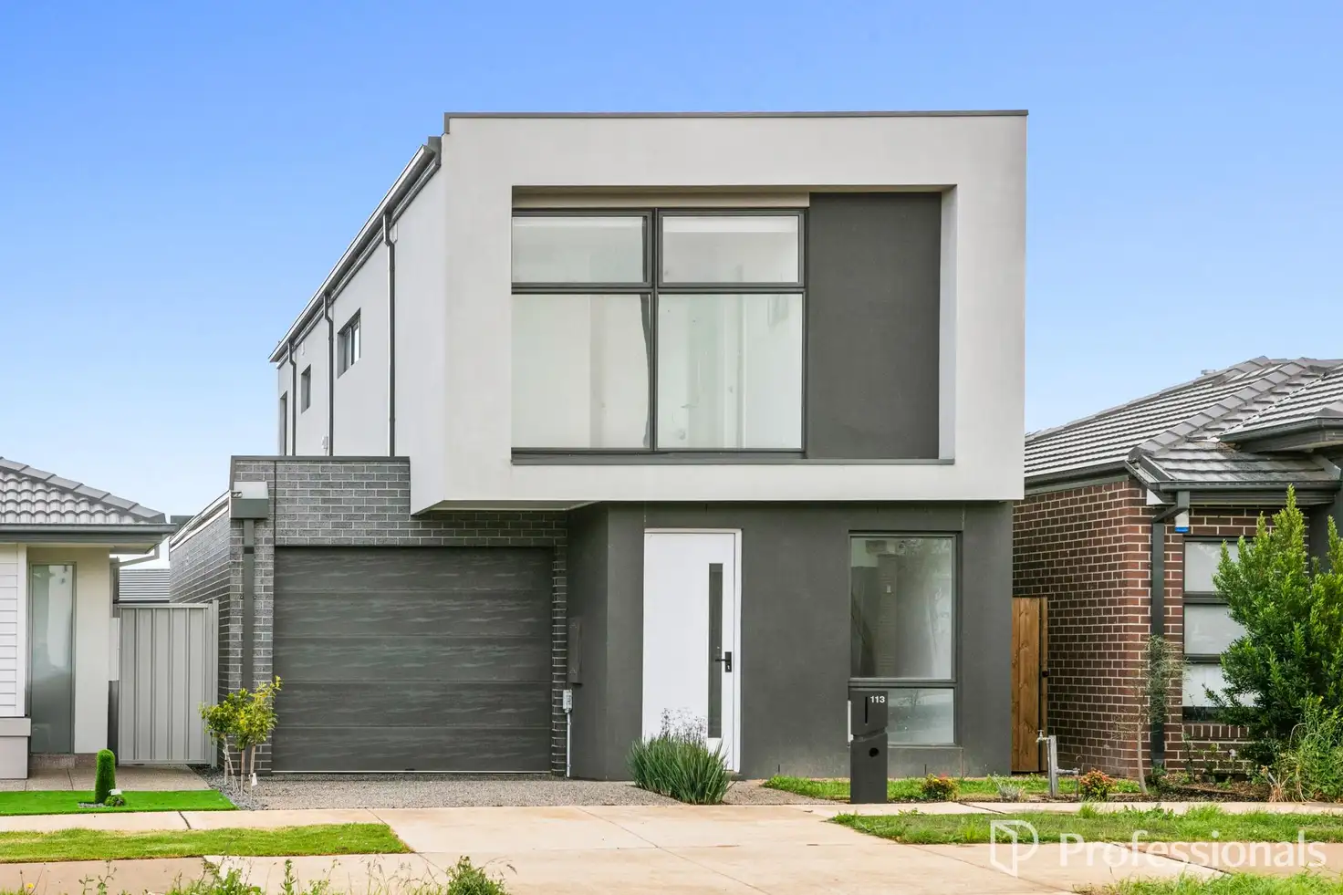 Main view of Homely house listing, 113 Saric Street, Fraser Rise VIC 3336