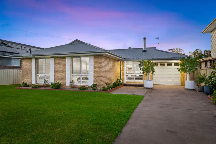 6 Aston Wilde Avenue