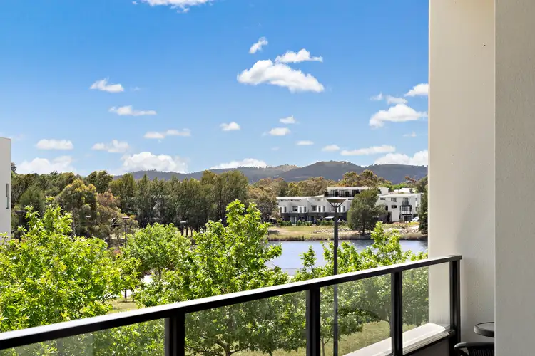 1 Cynthea Teague Crescent