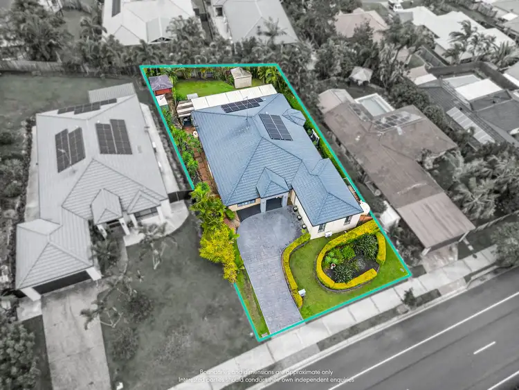 81 Santa Isobel Boulevard