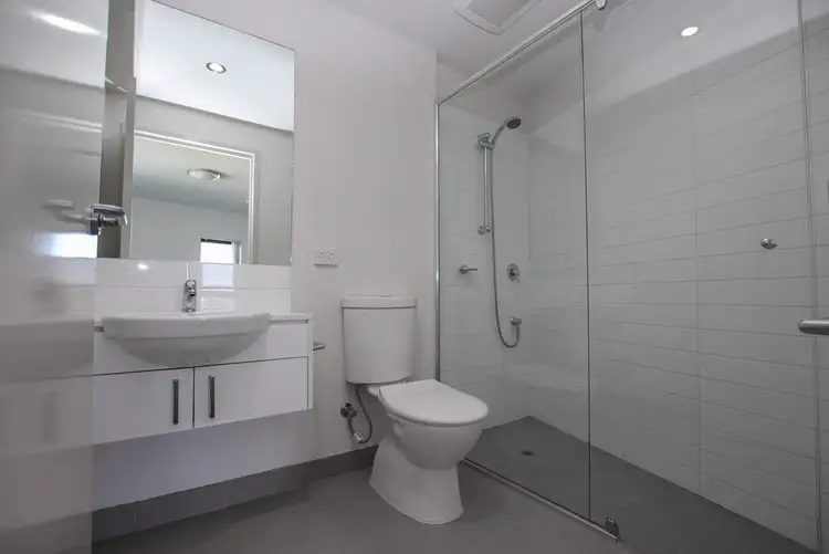 Fifth view of Homely apartment listing, 5/6 Points Way, Cockburn Central WA 6164