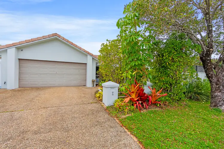 1 Greendale Place, Burleigh Waters QLD 4220