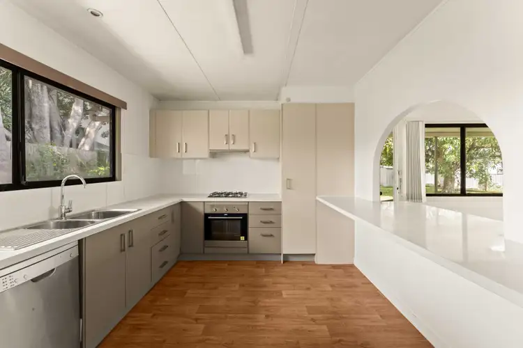 33 Blackwood Road, Geebung QLD 4034