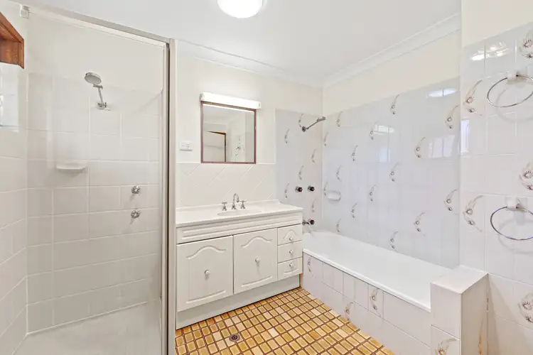 Fifth view of Homely semi-detached listing, 2/203 Central Street, Labrador QLD 4215