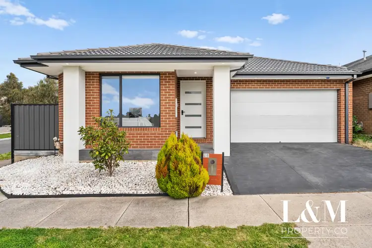 93 Juscelina Drive, Craigieburn VIC 3064