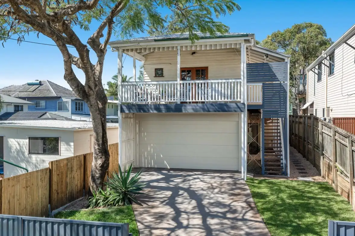 Main view of Homely house listing, 10 Grainger Street, Wynnum QLD 4178
