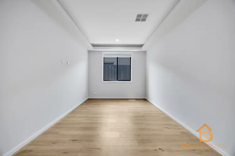 Fifth view of Homely house listing, 92 Basildon Crescent, Strathtulloh VIC 3338