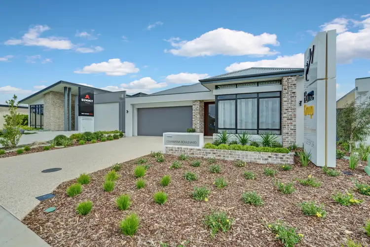 12 Kawana Boulevard