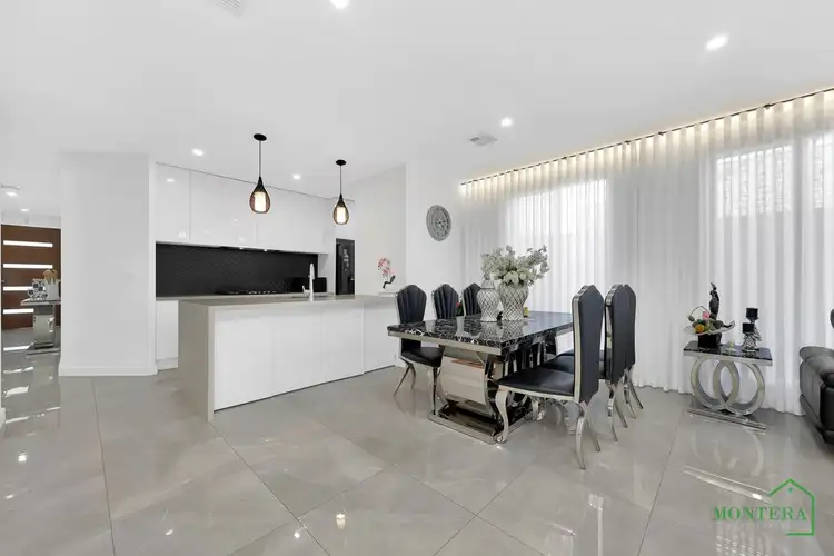 Fifth view of Homely house listing, 31 Riverglen Drive, Craigieburn VIC 3064