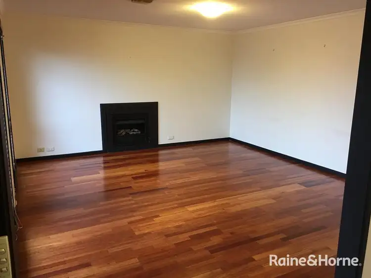 Second view of Homely house listing, 5 Marcus Court, Hoppers Crossing VIC 3029