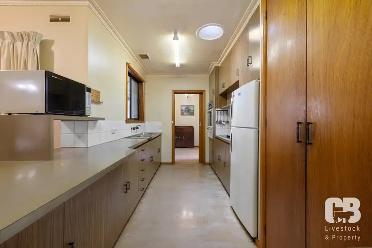 Fourth view of Homely house listing, 37 Duke Street, Rosedale VIC 3847