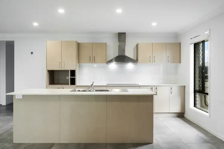 Second view of Homely house listing, 34 Hinchinbrook Circuit, Morayfield QLD 4506