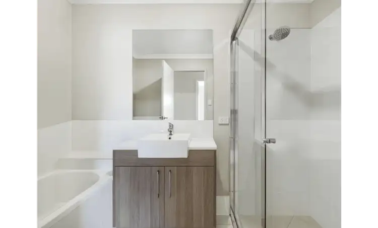 Fifth view of Homely semi-detached listing, 1/26 Miamax Place, Logan Reserve QLD 4133