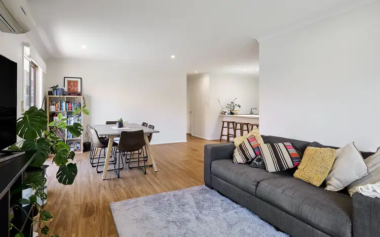 Third view of Homely semi-detached listing, 1/12 Marybeth Crescent, Molendinar QLD 4214