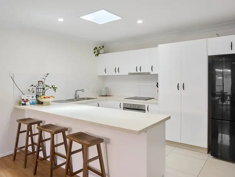 Fourth view of Homely semi-detached listing, 1/12 Marybeth Crescent, Molendinar QLD 4214