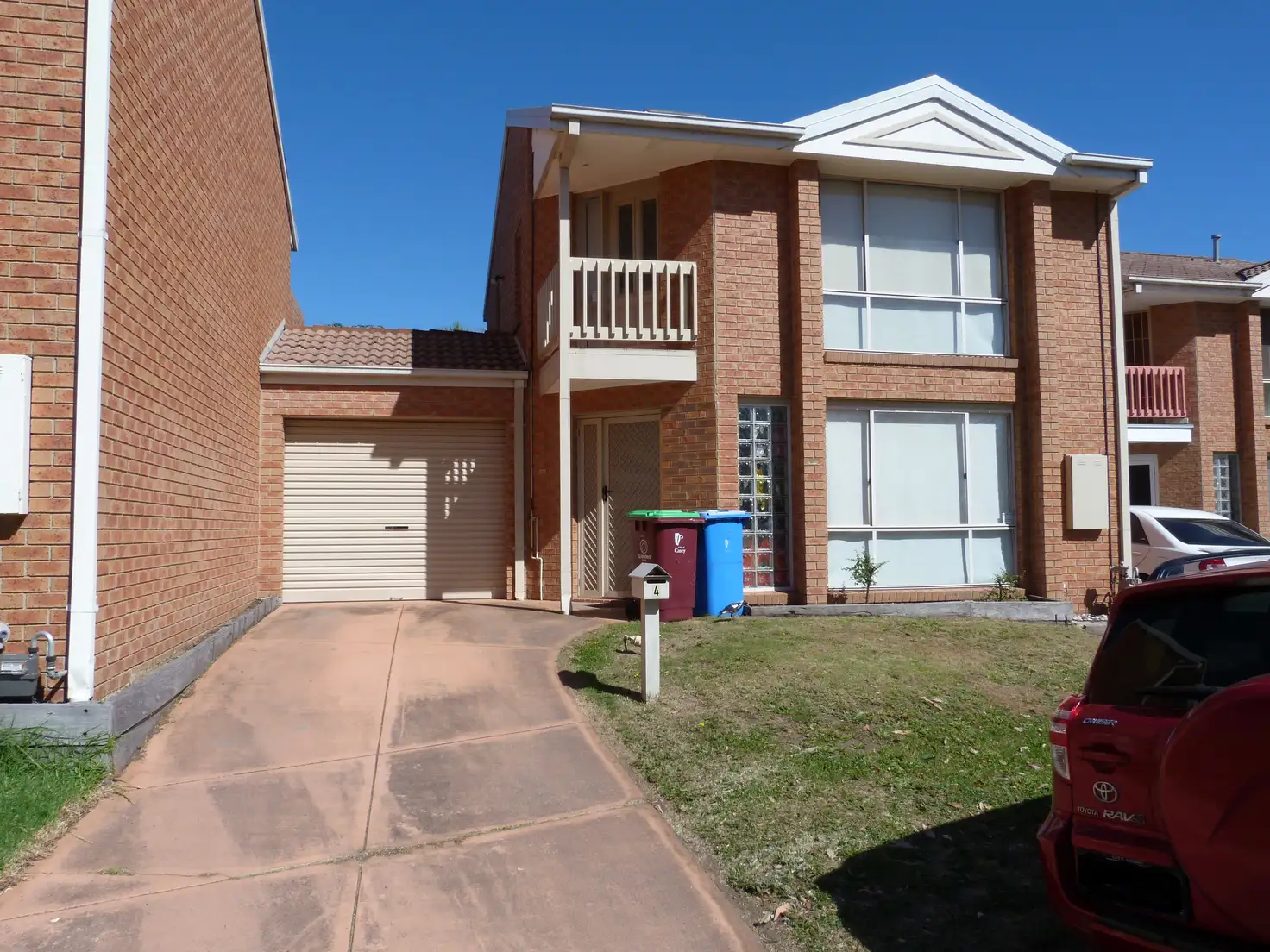 Main view of Homely townhouse listing, 4 MARSHALL PLACE, Hallam VIC 3803