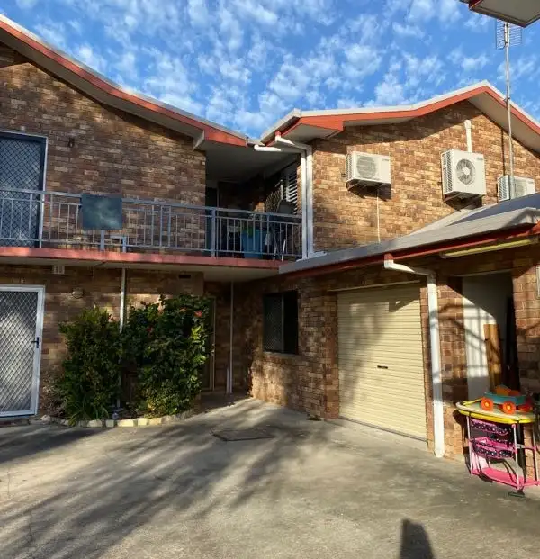 1/15 Pangarinda Place