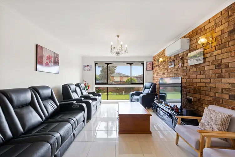 Second view of Homely house listing, 5 Seville Court, Kings Park VIC 3021