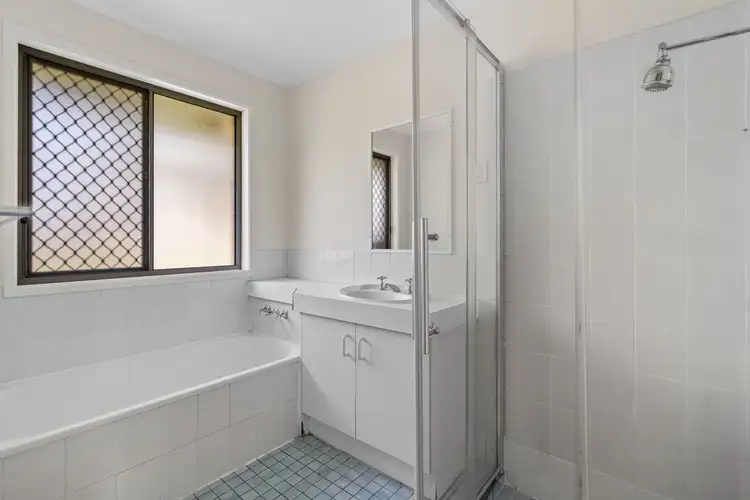 Fifth view of Homely house listing, 2 Citron Court, Crestmead QLD 4132