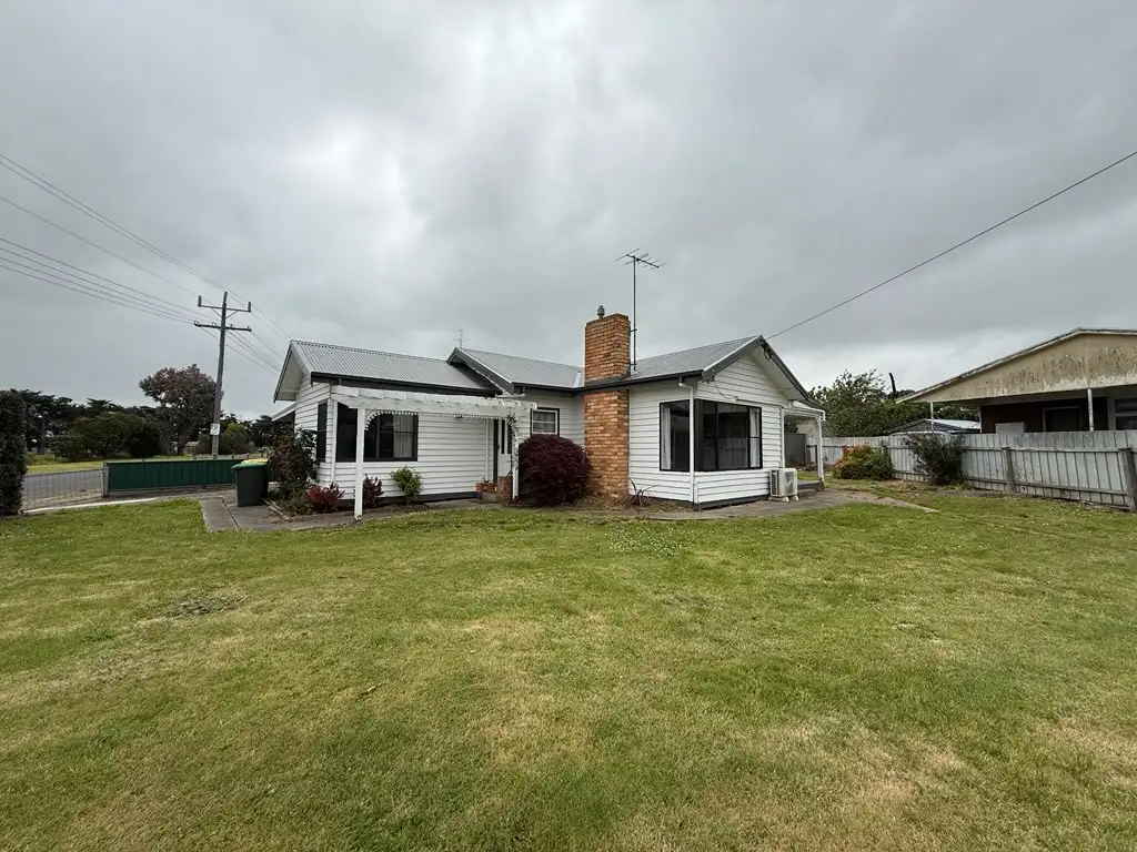 Main view of Homely house listing, 102 Kenny Street, Hamilton VIC 3300
