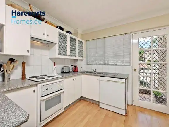 24 Baragoola Street, Coorparoo QLD 4151