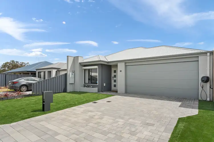 Second view of Homely house listing, 42 Japoon Vista, Baldivis WA 6171