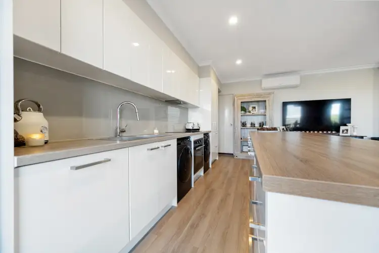 Sixth view of Homely house listing, 2 Mowbray Court, Wonthaggi VIC 3995