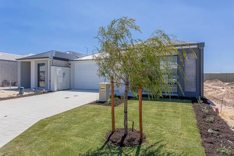 25 Leggatt Street, Eglinton WA 6034